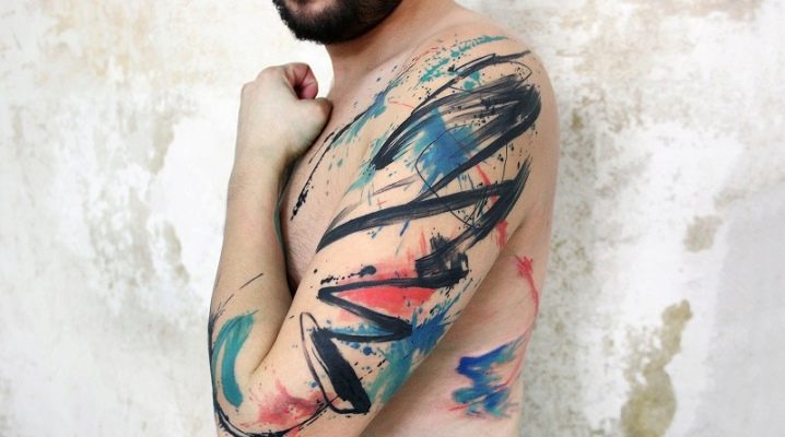 Разноликост мушких тетоважа у стилу апстракције